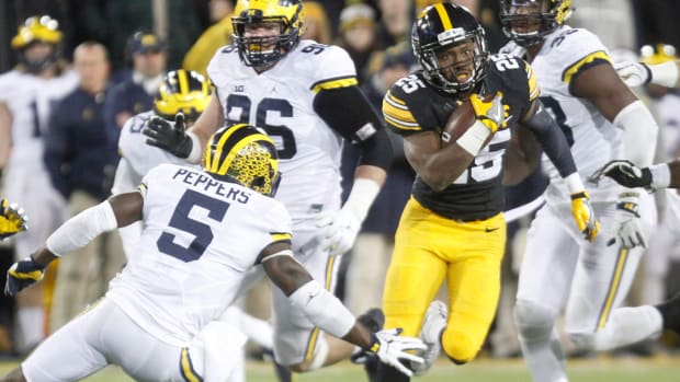 iowa-beats-michigan.jpg